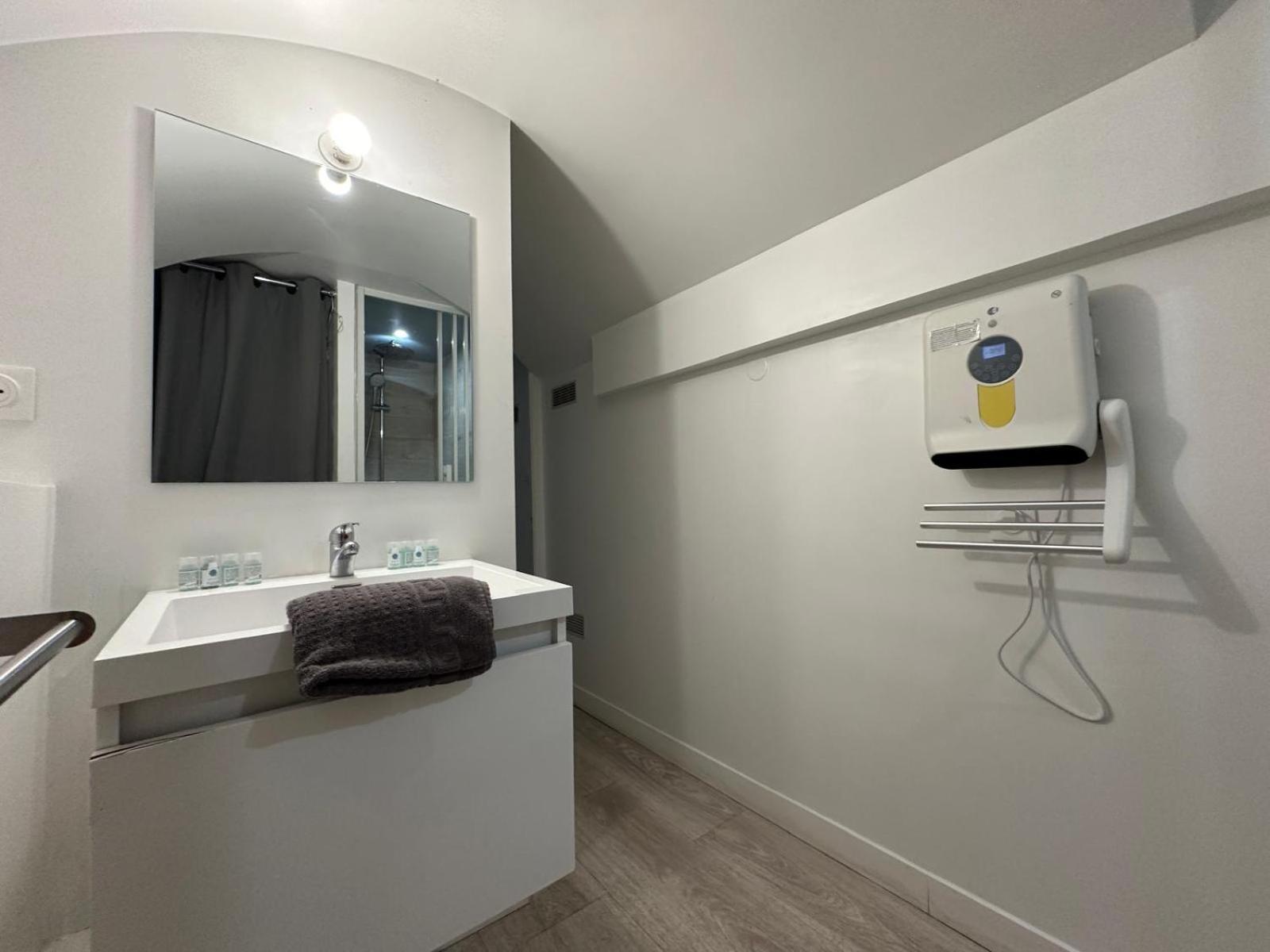 Apartamento Viens Dans Mon Beau Jardin ! 012 Ruan Exterior foto